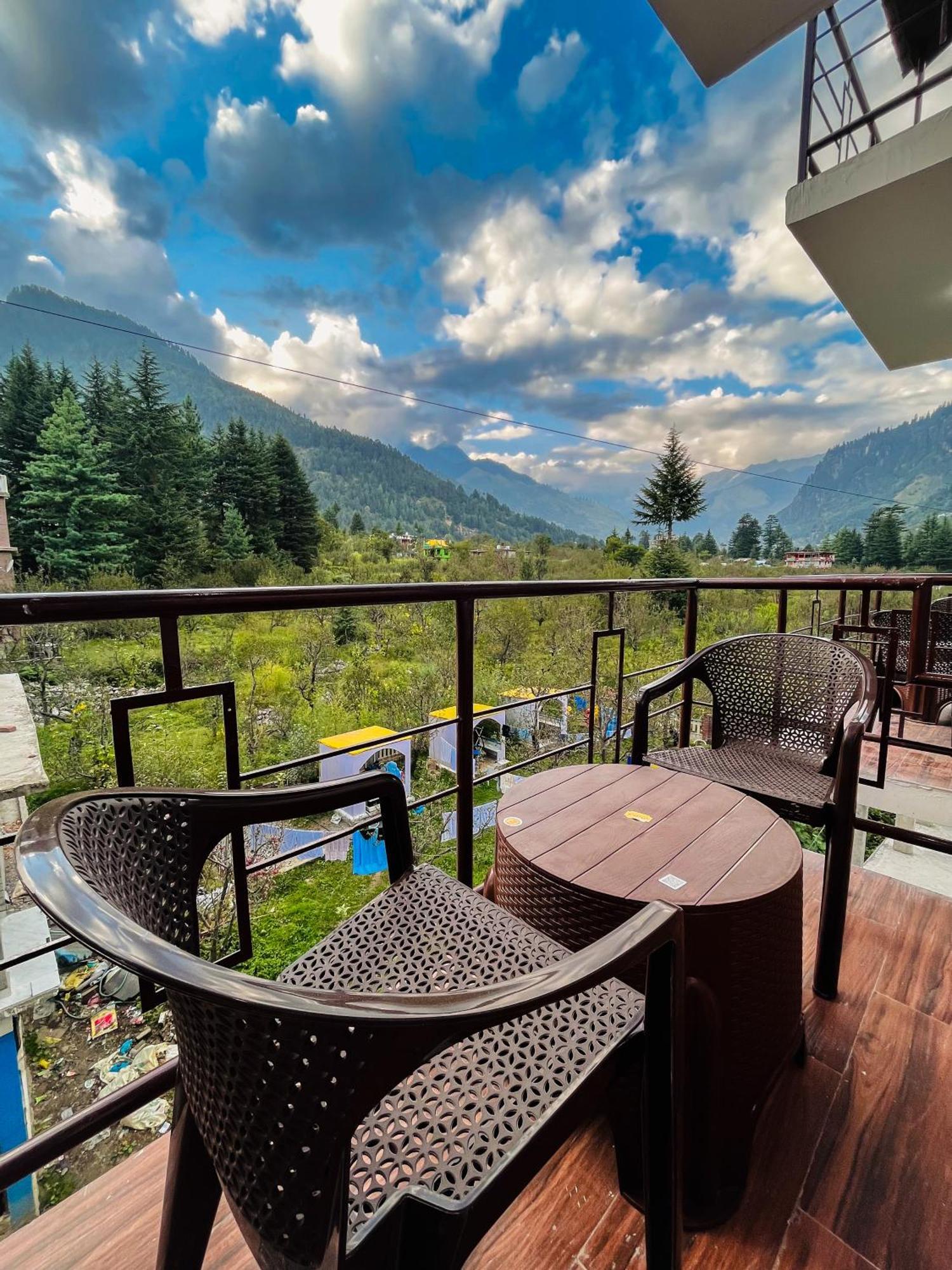 Resort Apple Flower By Manali Mall Road Buitenkant foto